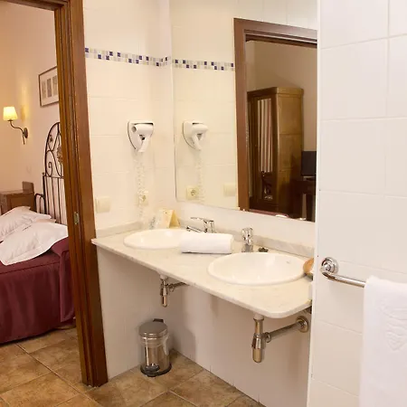 Andria Hotel